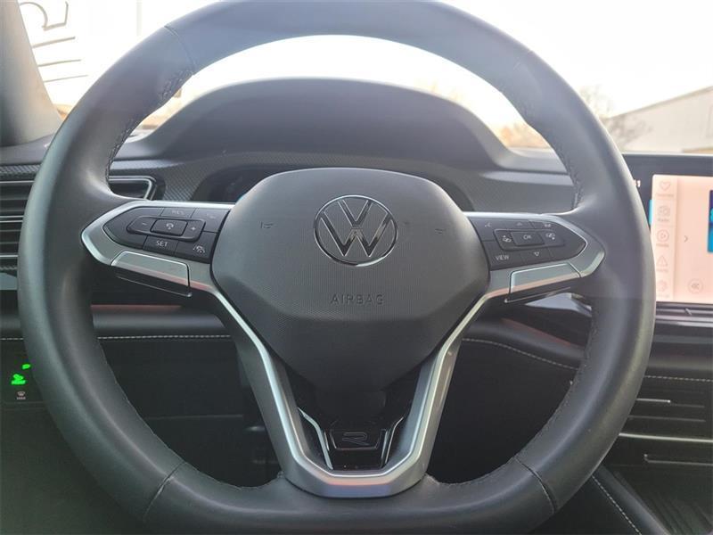 Volkswagen Atlas Cross Sport SEL R-Line 4MOTION 2025