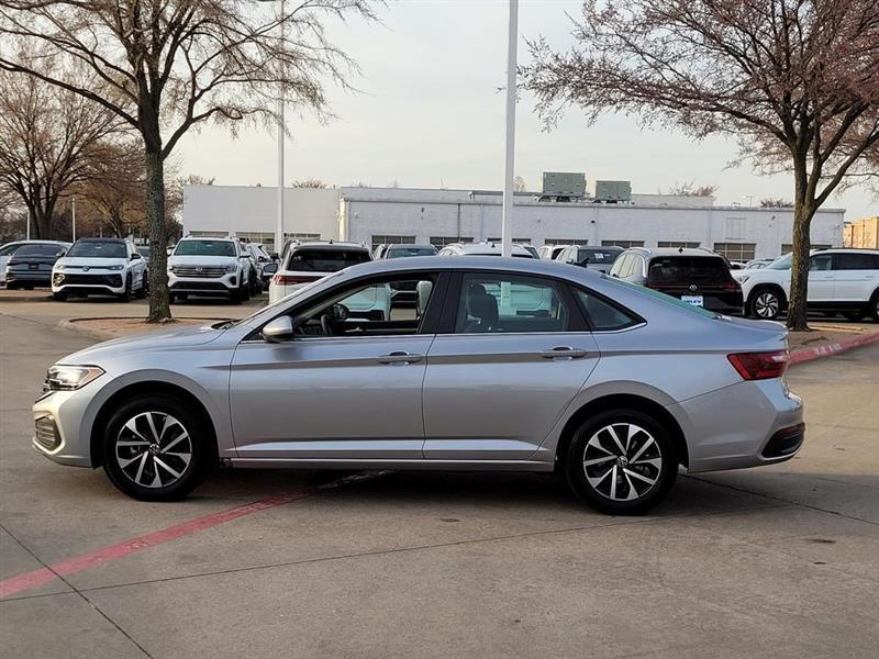 Volkswagen Jetta S 2023