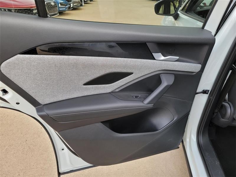 Volkswagen Tiguan S 2025