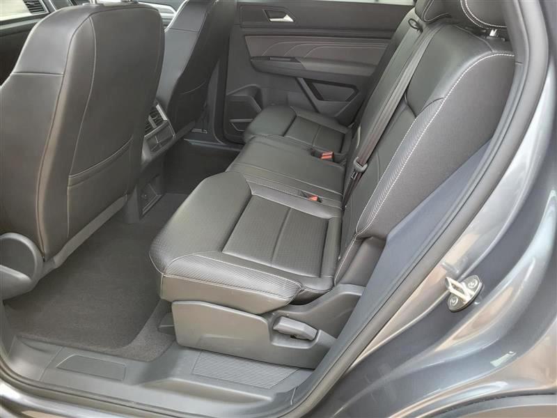 Volkswagen Atlas Cross Sport SE 4MOTION 2023