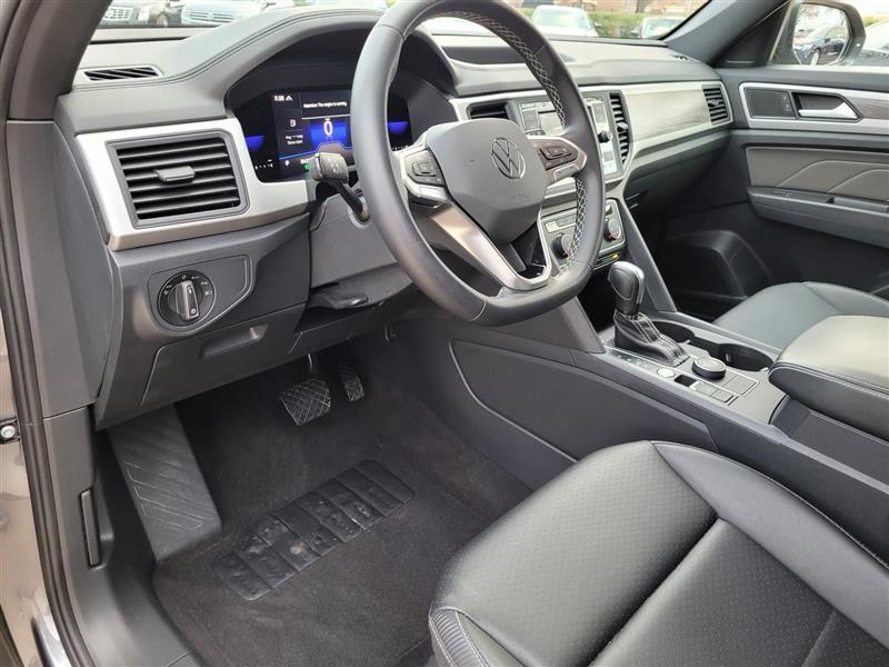 Volkswagen Atlas Cross Sport SE 4MOTION 2023