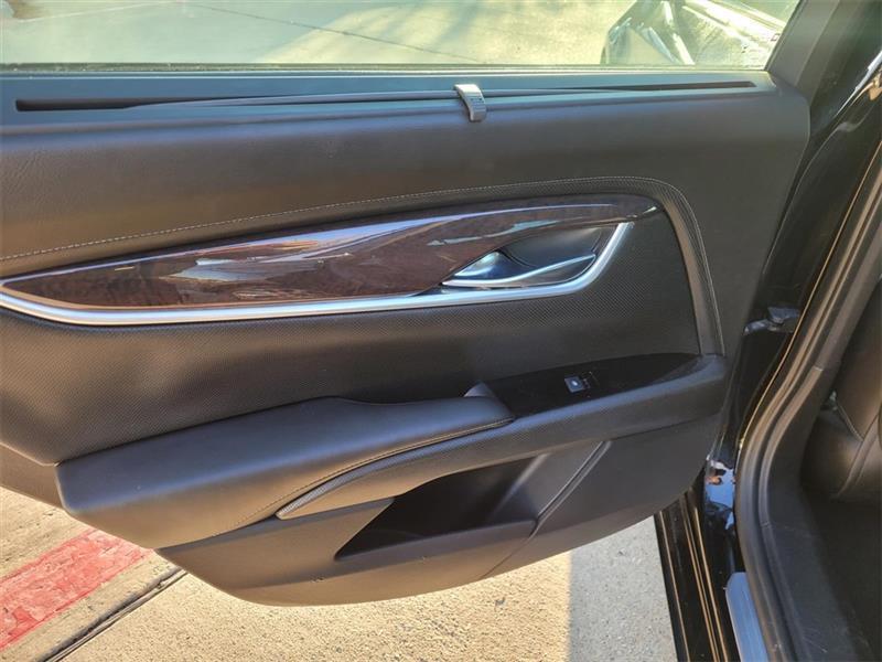 Cadillac XTS Premium 2013