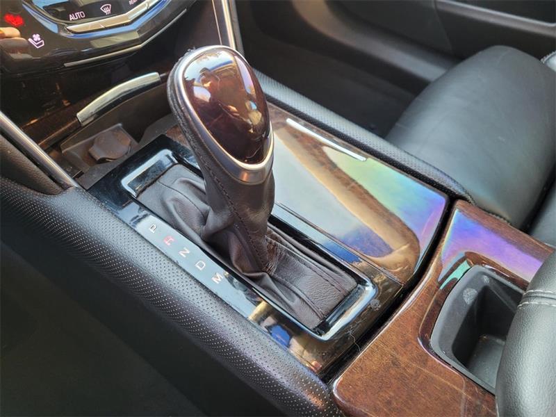 Cadillac XTS Premium 2013