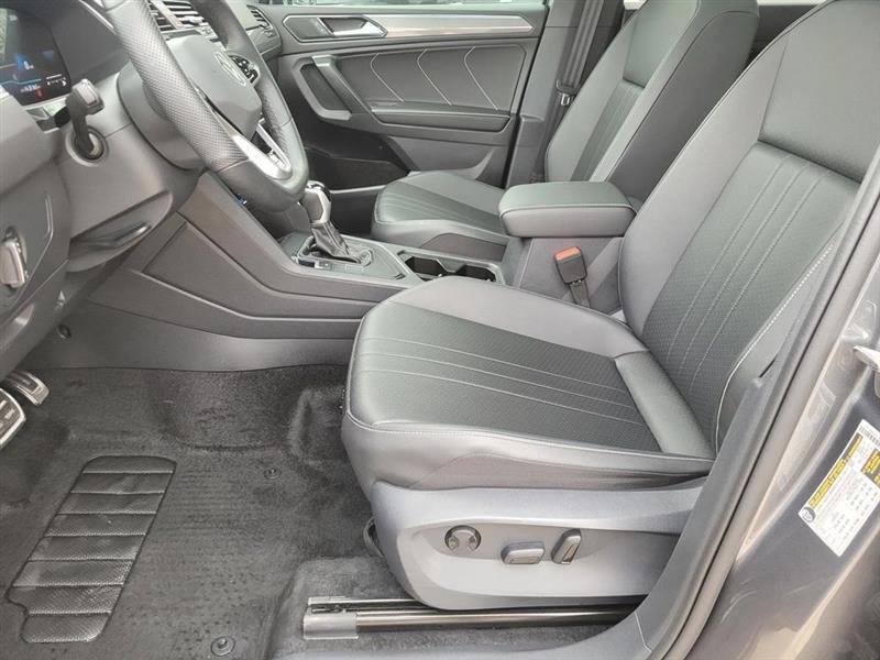 Volkswagen Tiguan SE R-Line Black 2024