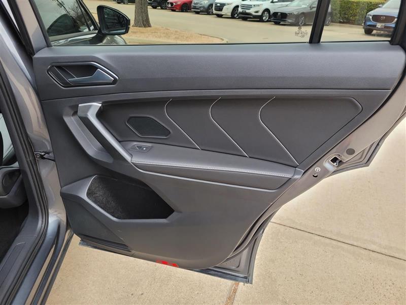 Volkswagen Tiguan SE R-Line Black 2024