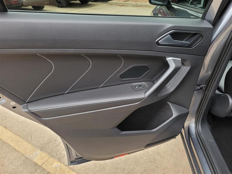 Volkswagen Tiguan SE R-Line Black 2024