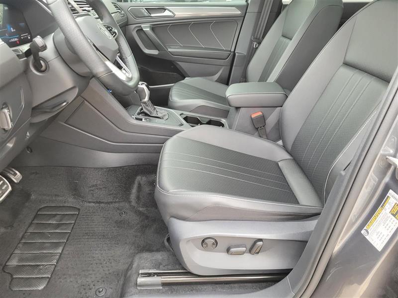 Volkswagen Tiguan SE R-Line Black 2024