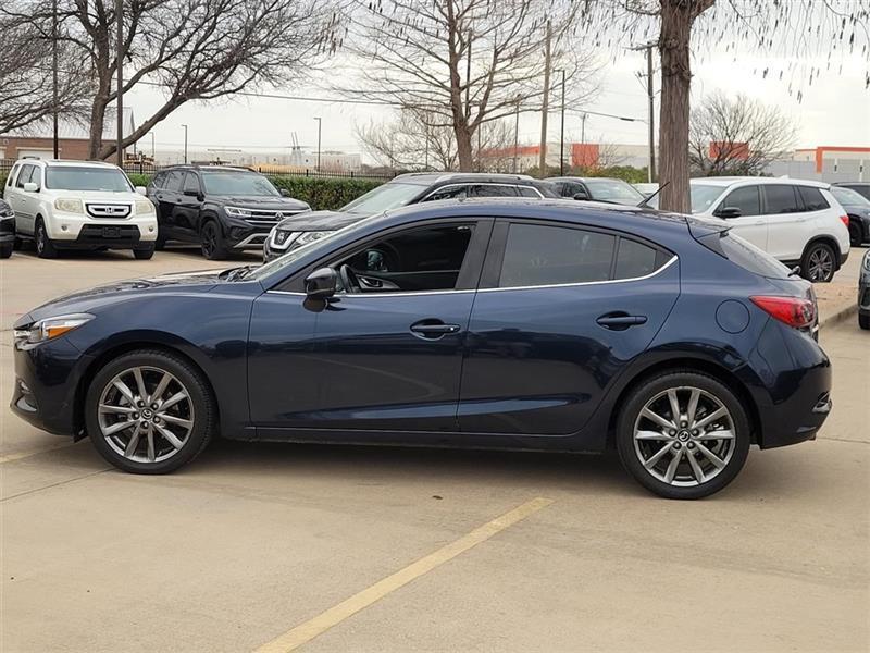 Mazda MAZDA3 s Grand Touring AT 5-Door 2018