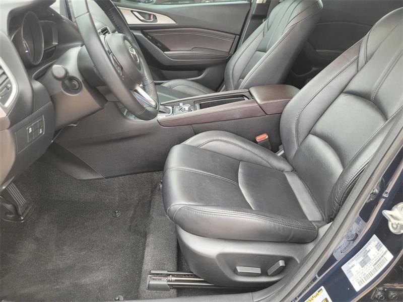 Mazda MAZDA3 s Grand Touring AT 5-Door 2018