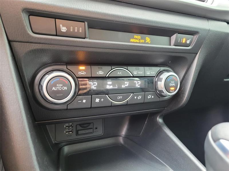 Mazda MAZDA3 s Grand Touring AT 5-Door 2018