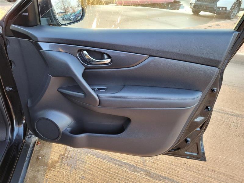 Nissan Rogue SV 2WD 2019