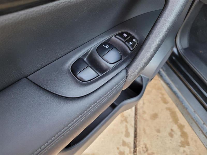 Nissan Rogue SV 2WD 2019