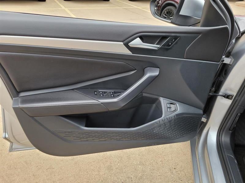 Volkswagen Jetta S 2023