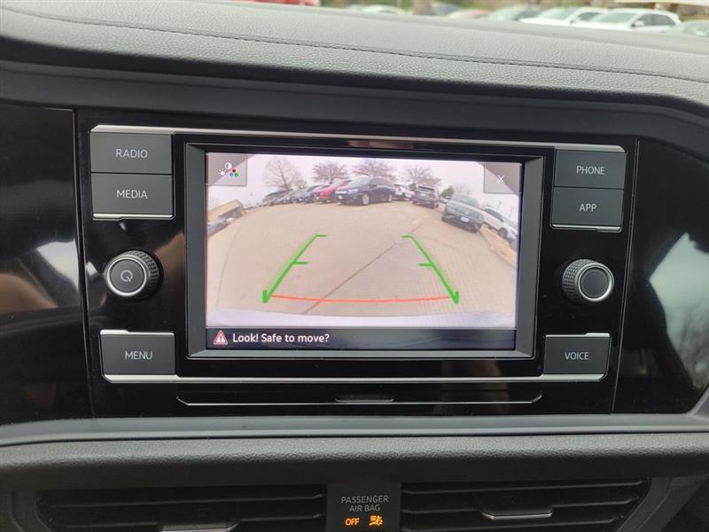 Volkswagen Jetta S 2023