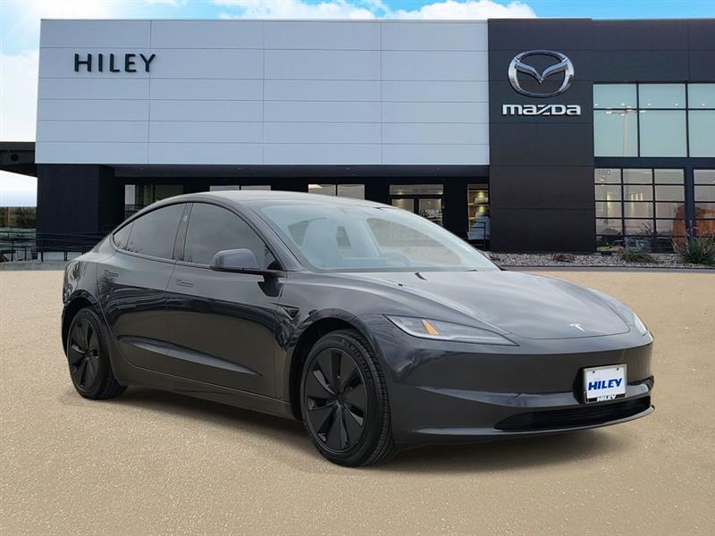 2025 Tesla Model 3 Base