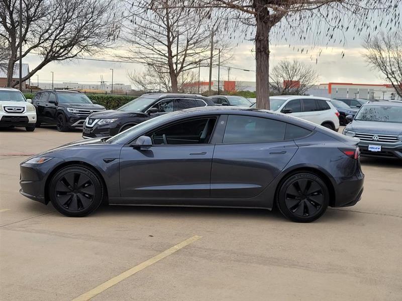 Tesla Model 3 Base 2025