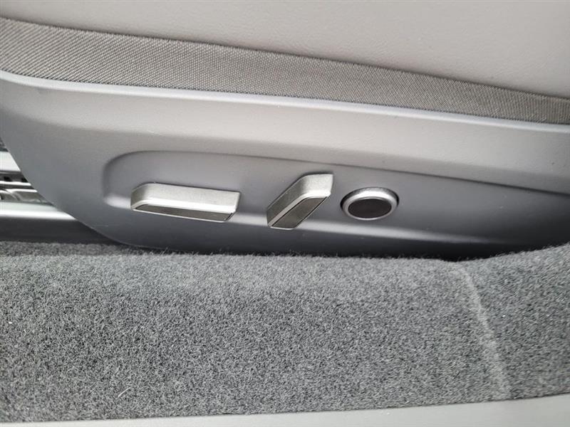 Tesla Model 3 Base 2025