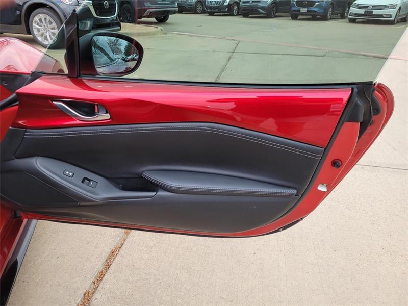 Mazda MX-5 Miata RF Club 6MT 2023