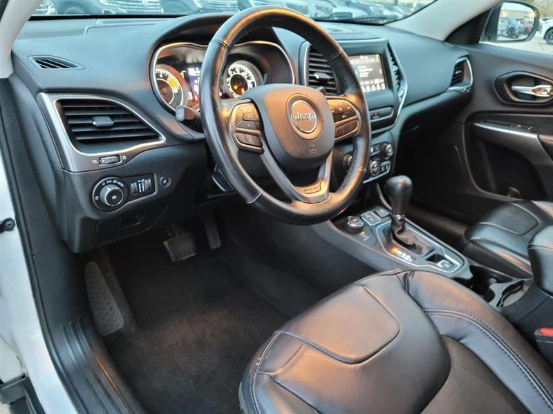 Jeep Cherokee Latitude Plus 4WD 2019