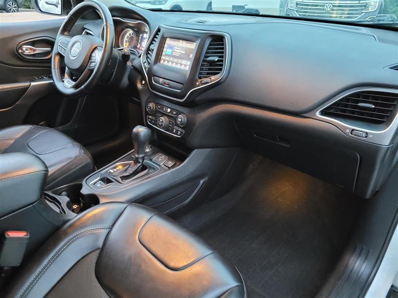 Jeep Cherokee Latitude Plus 4WD 2019