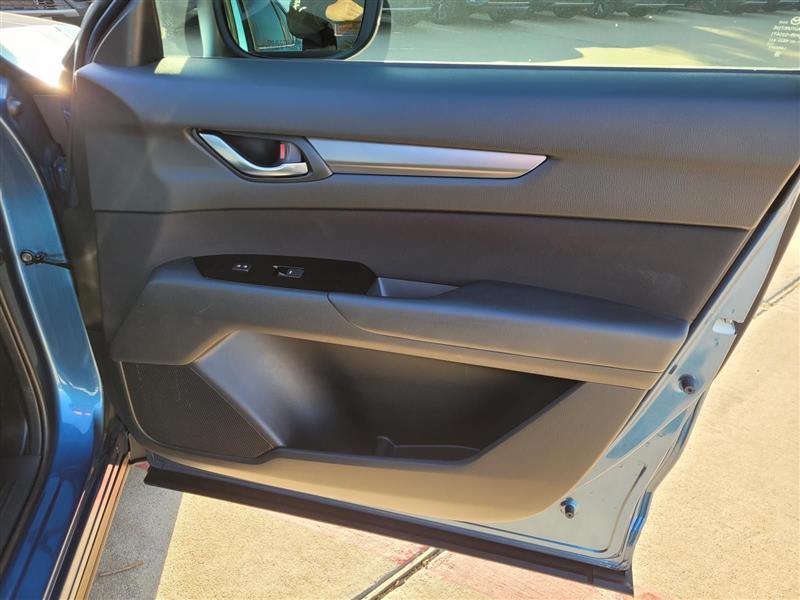 Mazda CX-5 Base 2023