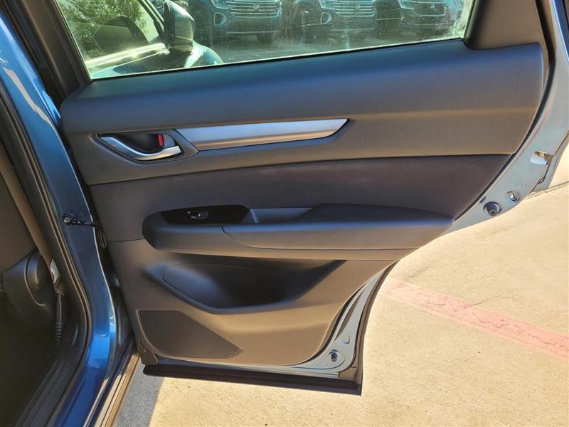 Mazda CX-5 Base 2023