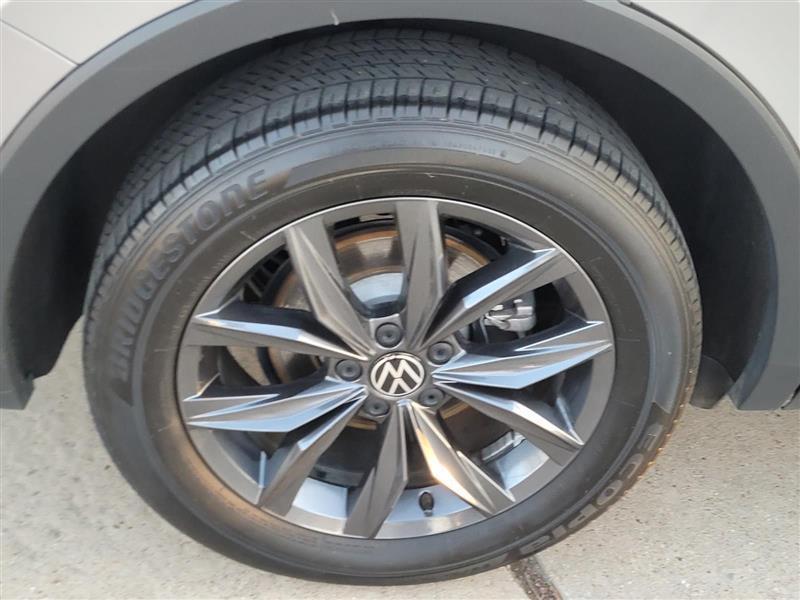 Volkswagen Tiguan SE 2023