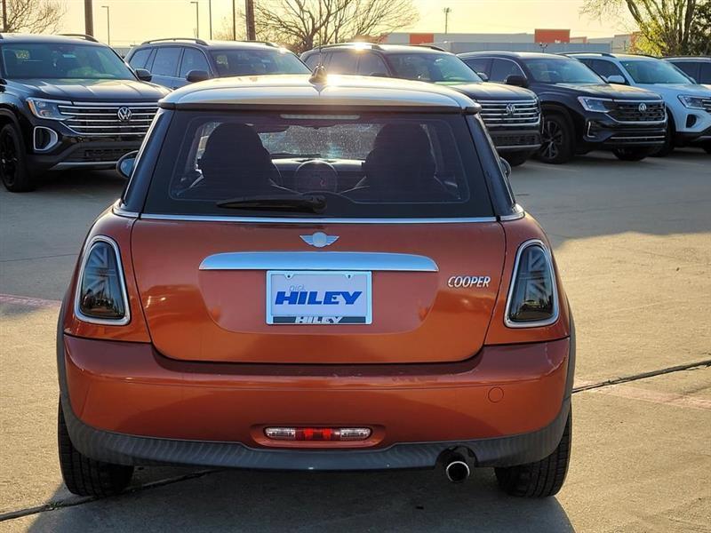 MINI Cooper Base 2012