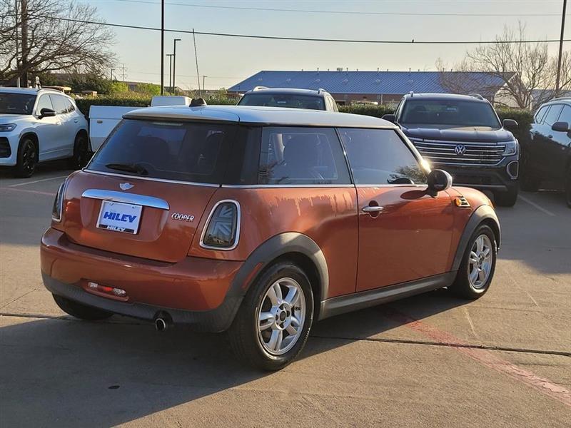 MINI Cooper Base 2012