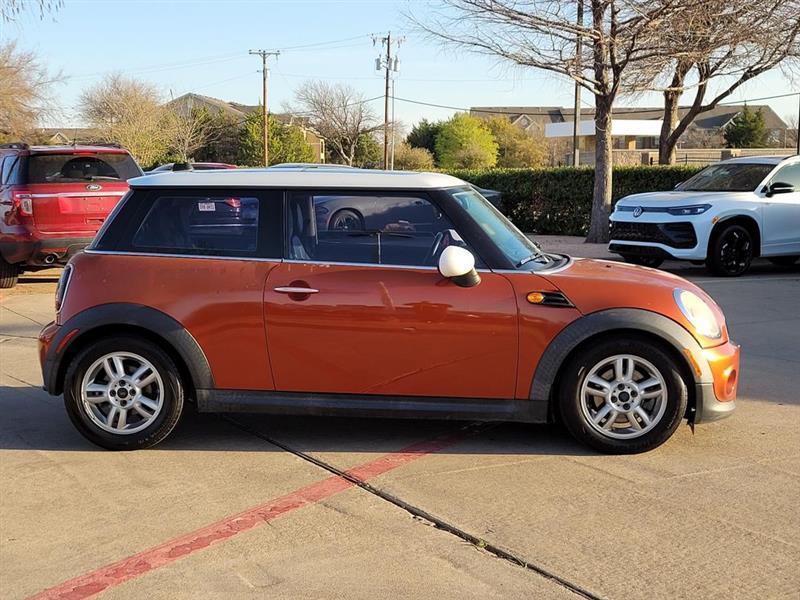 MINI Cooper Base 2012