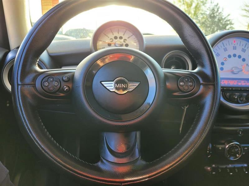 MINI Cooper Base 2012