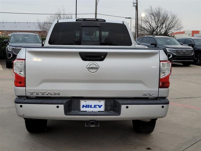 Nissan Titan SV King Cab 2WD 2017