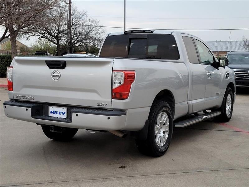 Nissan Titan SV King Cab 2WD 2017