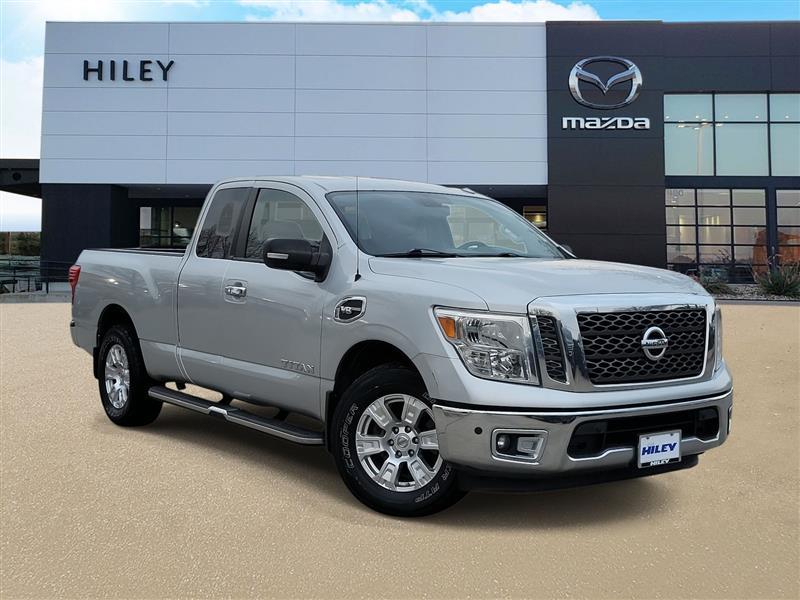 2017 Nissan Titan SV King Cab 2WD