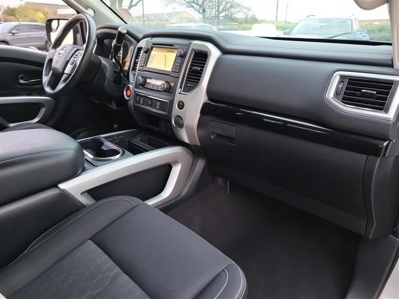 Nissan Titan SV King Cab 2WD 2017