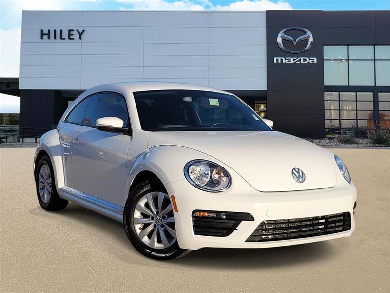 Volkswagen Beetle 2.0T S 2019