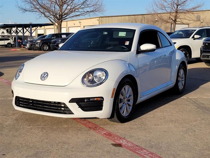 Volkswagen Beetle 2.0T S 2019