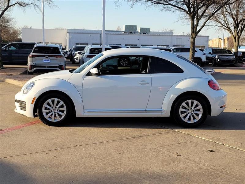 Volkswagen Beetle 2.0T S 2019