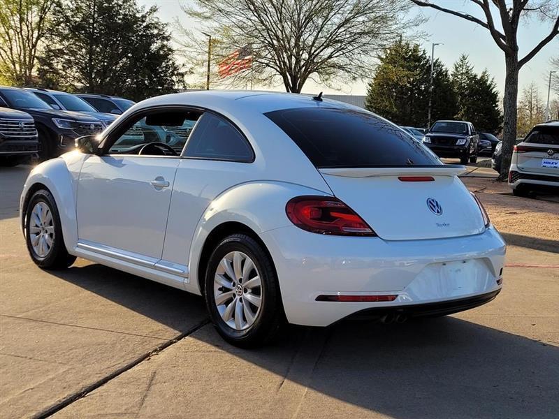 Volkswagen Beetle 2.0T S 2019