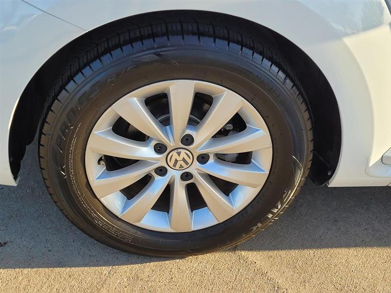 Volkswagen Beetle 2.0T S 2019