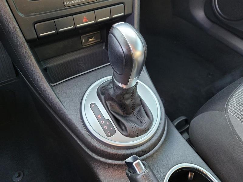 Volkswagen Beetle 2.0T S 2019