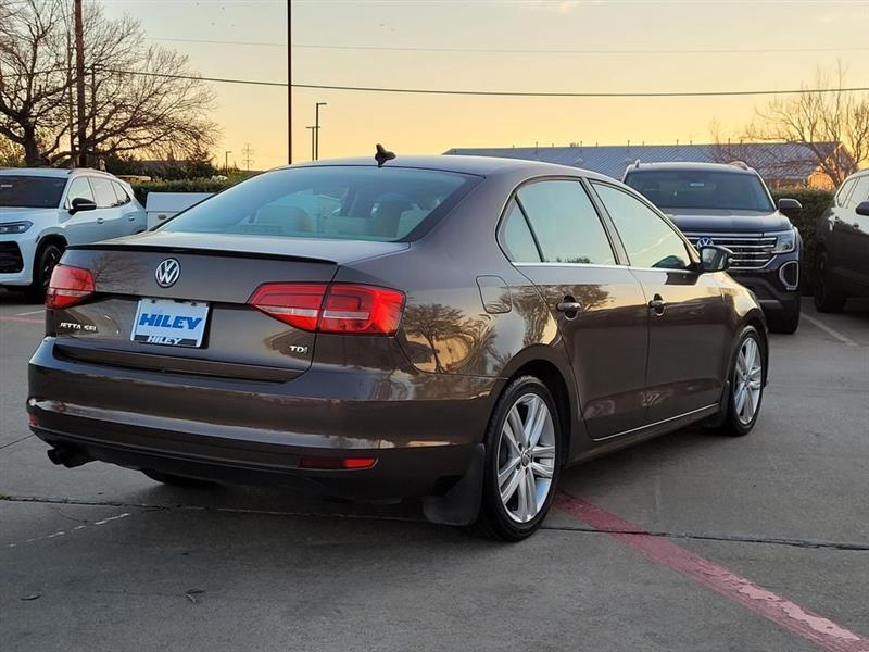 Volkswagen Jetta TDI S 6A 2015