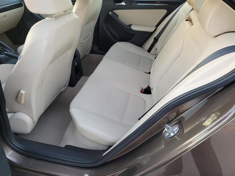 Volkswagen Jetta TDI S 6A 2015