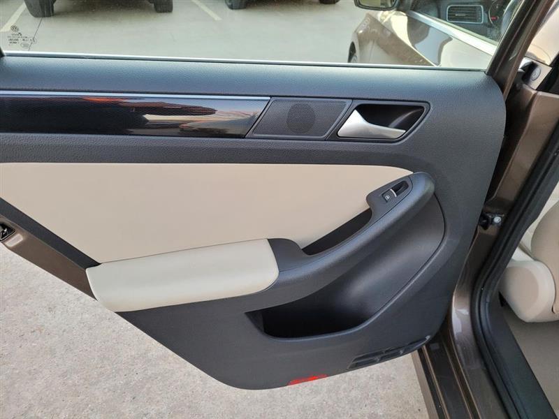 Volkswagen Jetta TDI S 6A 2015