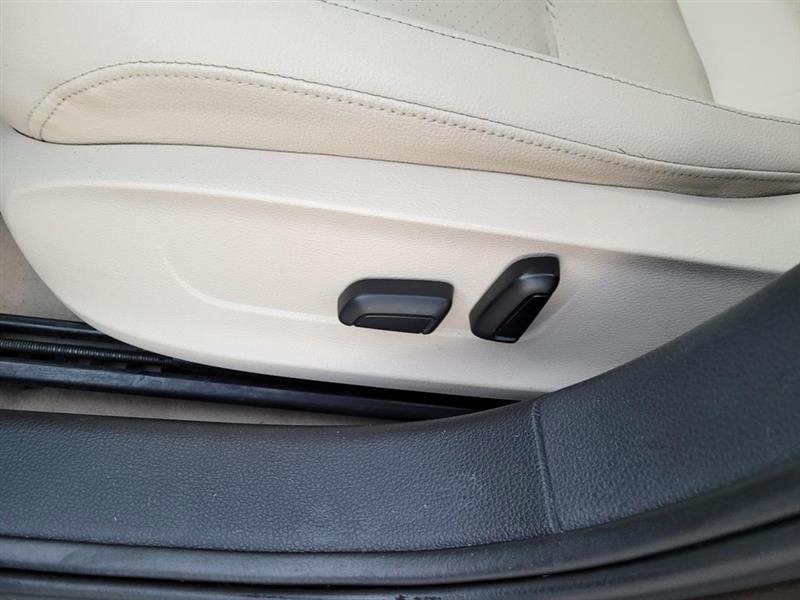 Volkswagen Jetta TDI S 6A 2015