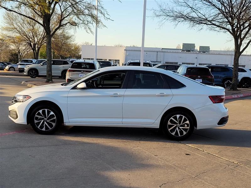 Volkswagen Jetta S 2024