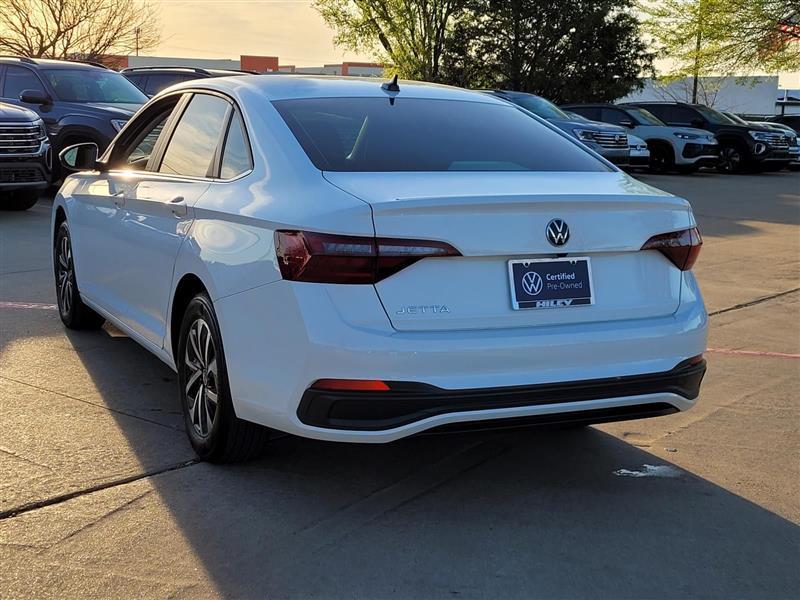 Volkswagen Jetta S 2024