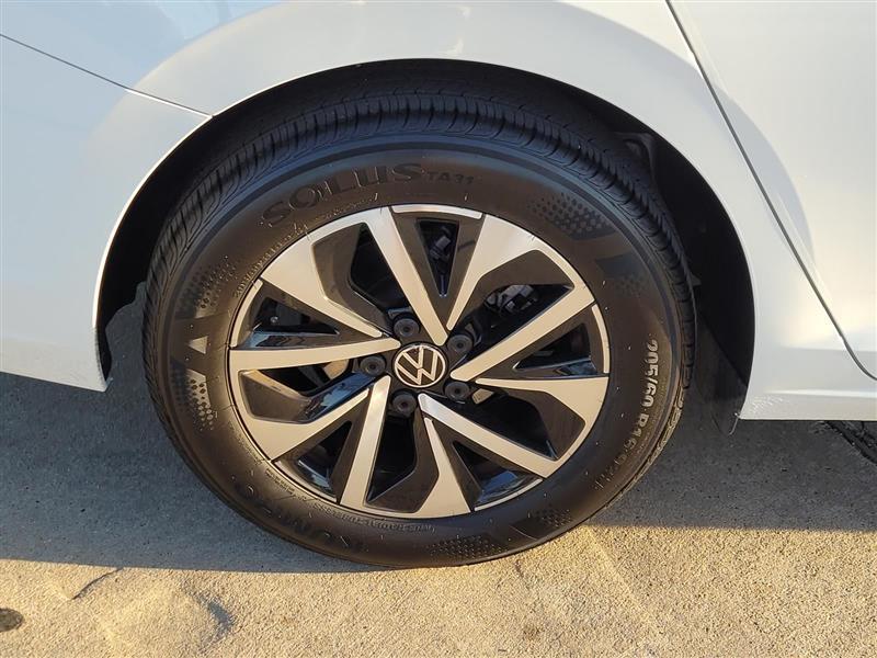 Volkswagen Jetta S 2024