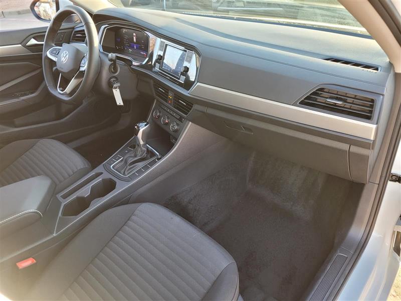 Volkswagen Jetta S 2024