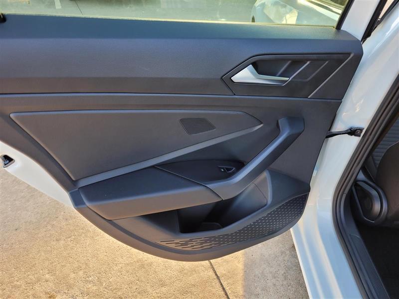 Volkswagen Jetta S 2024